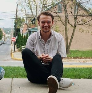 Meet your Posher, Ethan